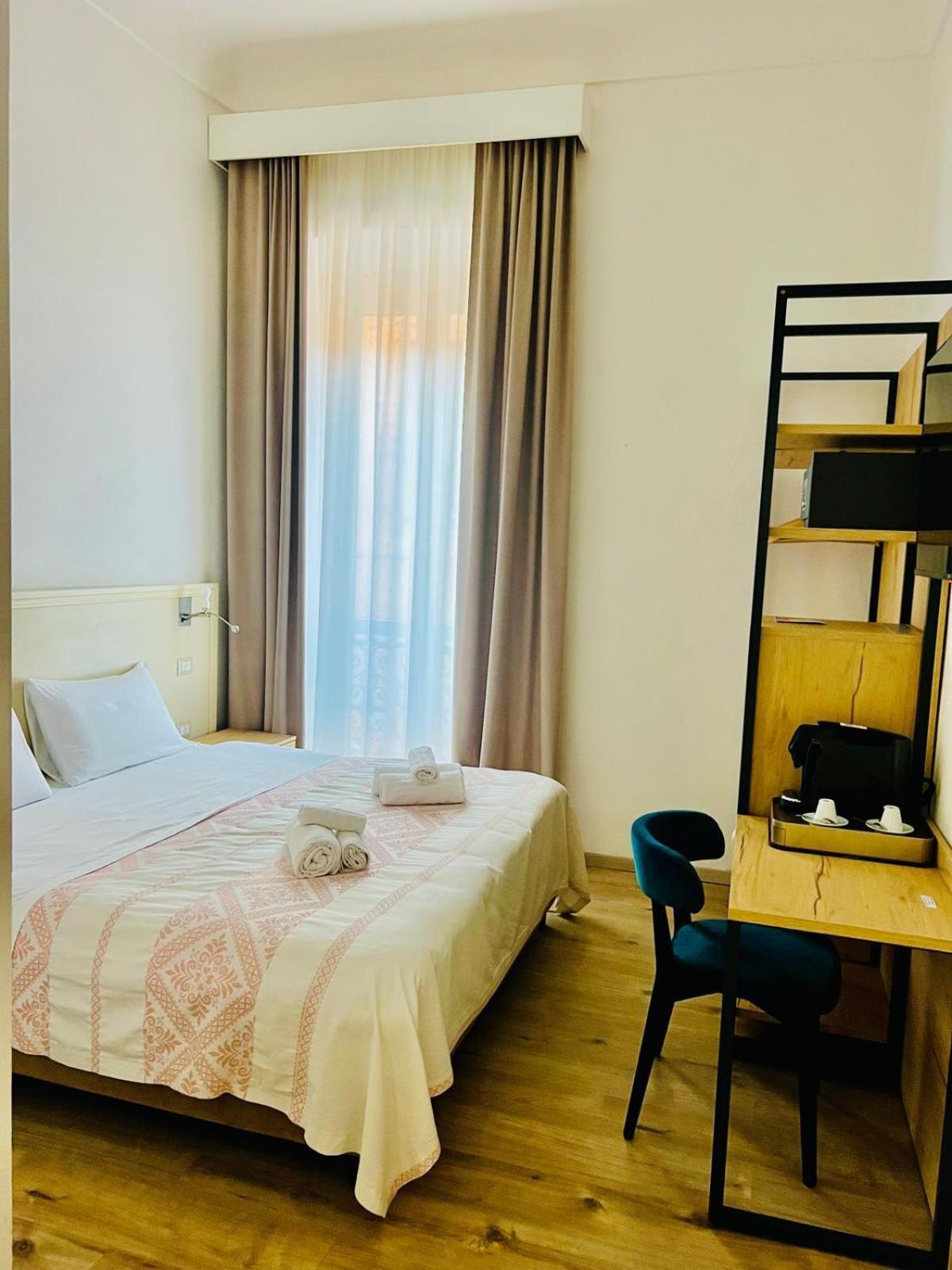 Drooms Cagliari Esterno foto